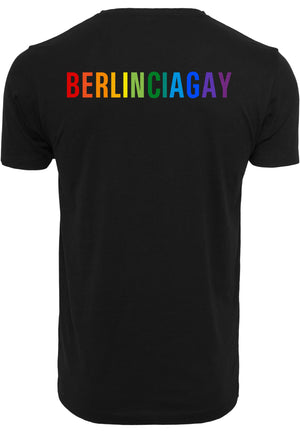 BERLINCIAGAY Organic Pride in Schwarz, Rückseite liegend mit Schriftzug BERLINCIAGAY in Regenbogenfarben