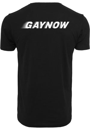 BERLINCIAGAY GAYNOW Organic Shirt in Schwarz, Rückseite liegend mit weißem GAYNOW Schriftzug im Speed-Look
